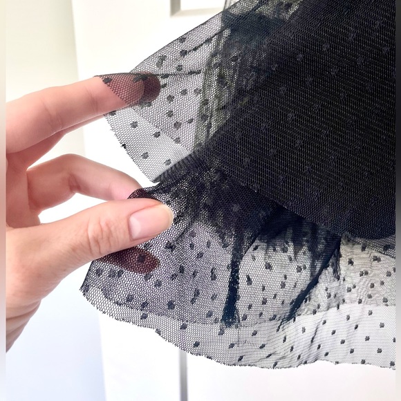 Black Lace Folklore Embroidered Blouse w. Bell Sleeves! - Picture 6 of 7